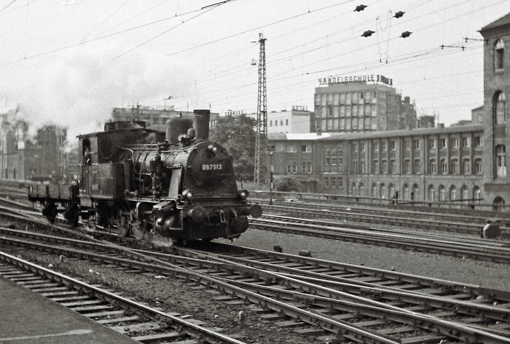 Drehscheibe Online Foren :: 04 - Historische Bahn :: Hannover Hbf 09/ ...