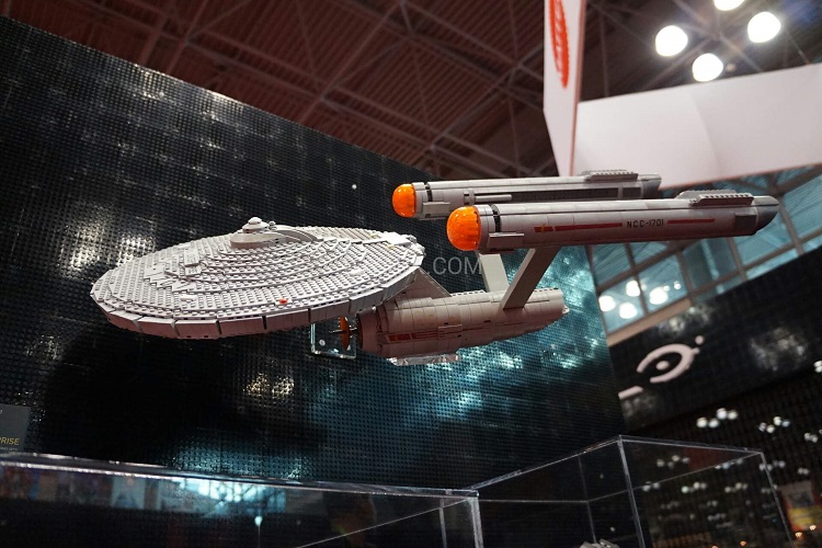Boite mega bloks figurines Star Trek the original séries le gardi