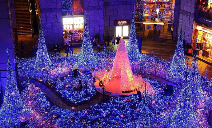 Weihnachten und Neujahr in Japan 47a8fdtd