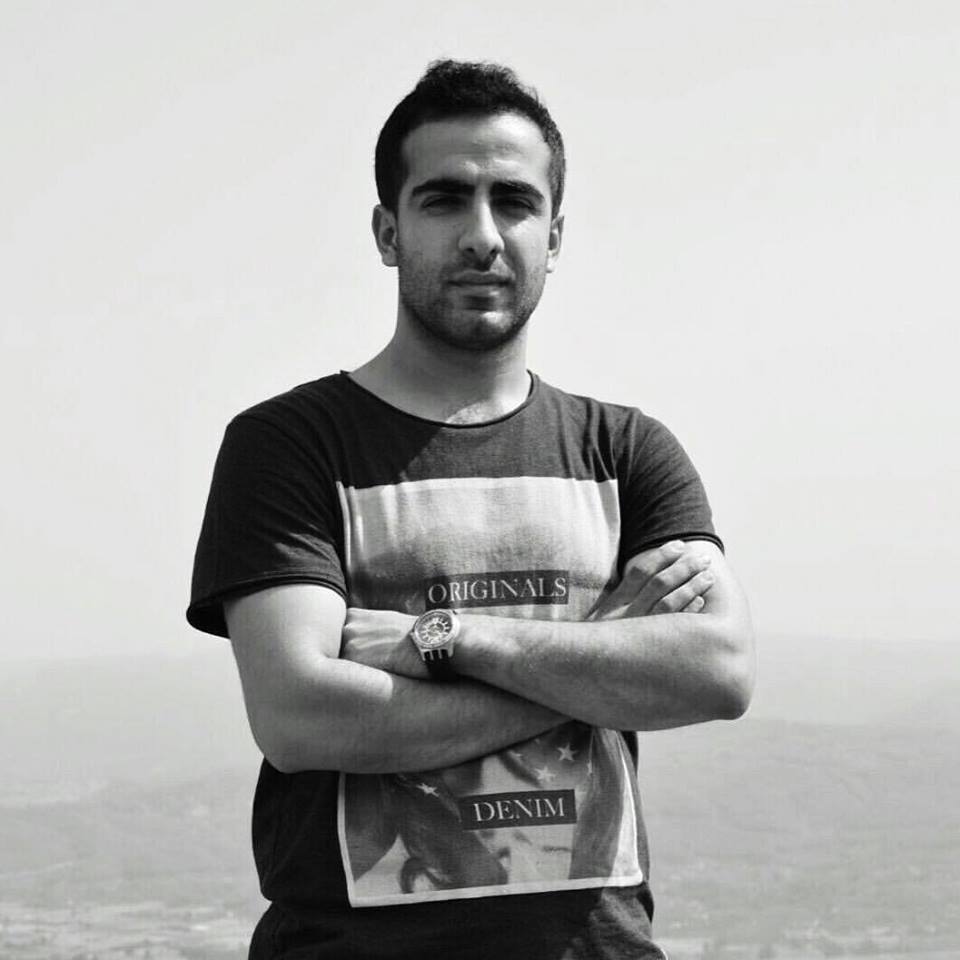 zrhe82x7.jpg