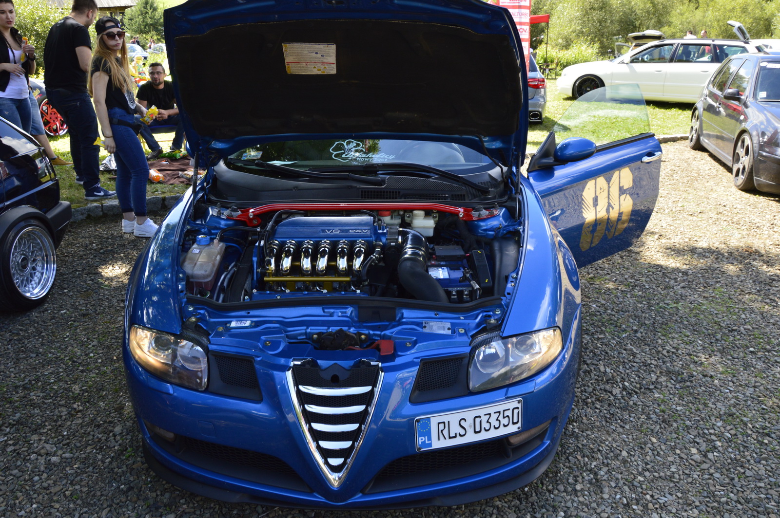 s8t5fn48.jpg