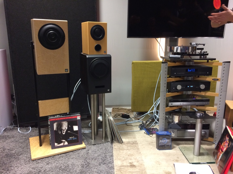 [Bild: qkvi4lpr.jpg]