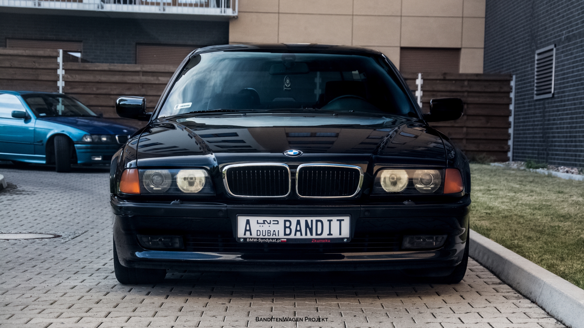 BMW Sport Zobacz temat Zkumeku >> E38 V8 4.4