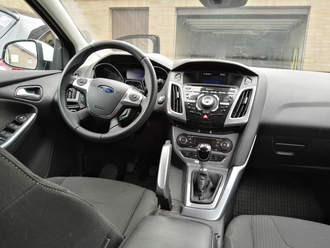 Ford Focus Turnier Innenraum Ford Fahrzeugpflegeforum de