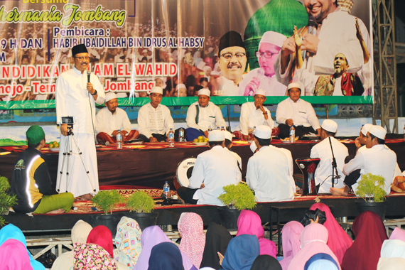 Gus Ipul Sholawatan Wujud Pendidikan Karakter