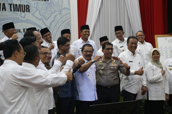 Gubernur dan Bupati/Walikota se-Jatim Komitmen Berantas Korupsi Terintegrasi