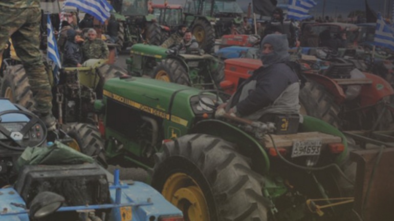 «Ζεσταίνουν» τα τρακτέρ τους οι αγρότες της Κρήτης Tl6kqxf2