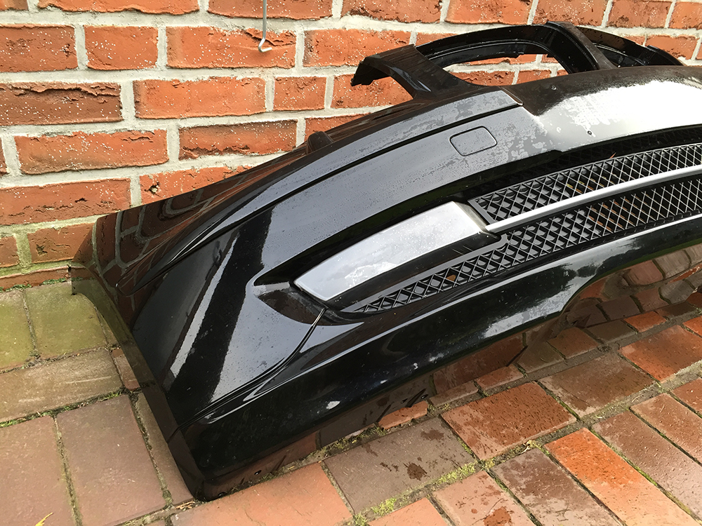 Bmw F20 Nieren Schwarz Stoßstange Vorne Incl. Doppelrippengrill Im Sport- Design Passend Für 1er E81/E82/E87/88 Mit Bmw E82