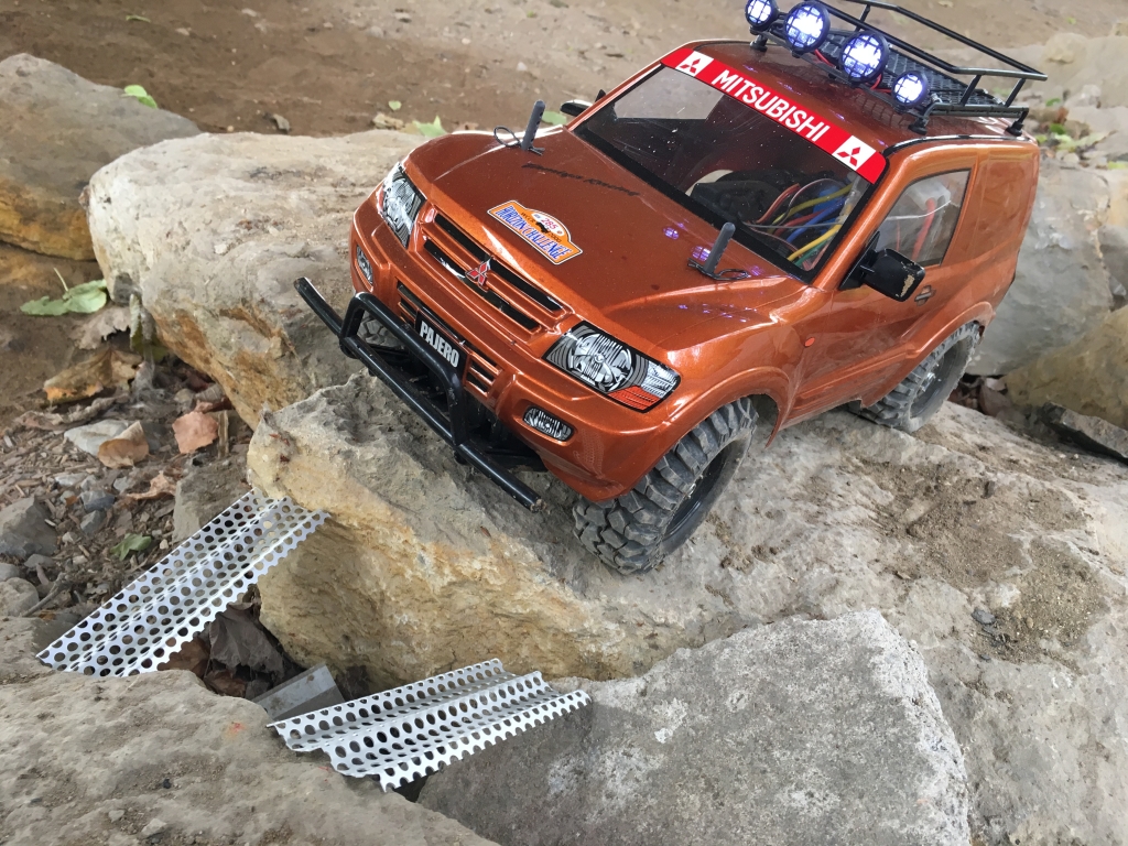 Mein Tamiya CC-01 Mitsubishi Pajero Rally/Toyota Land Cruiser - CC01 ...