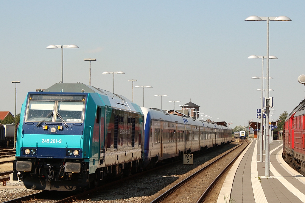 245 201