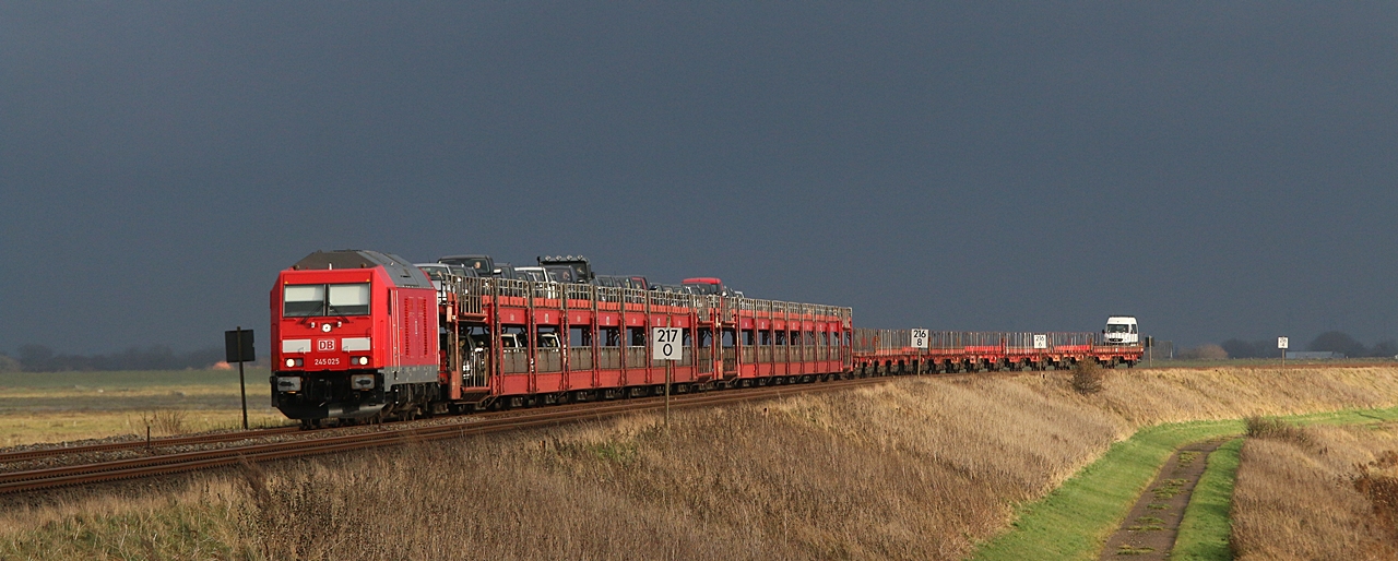 245 025 mit Autozug nach Westerland