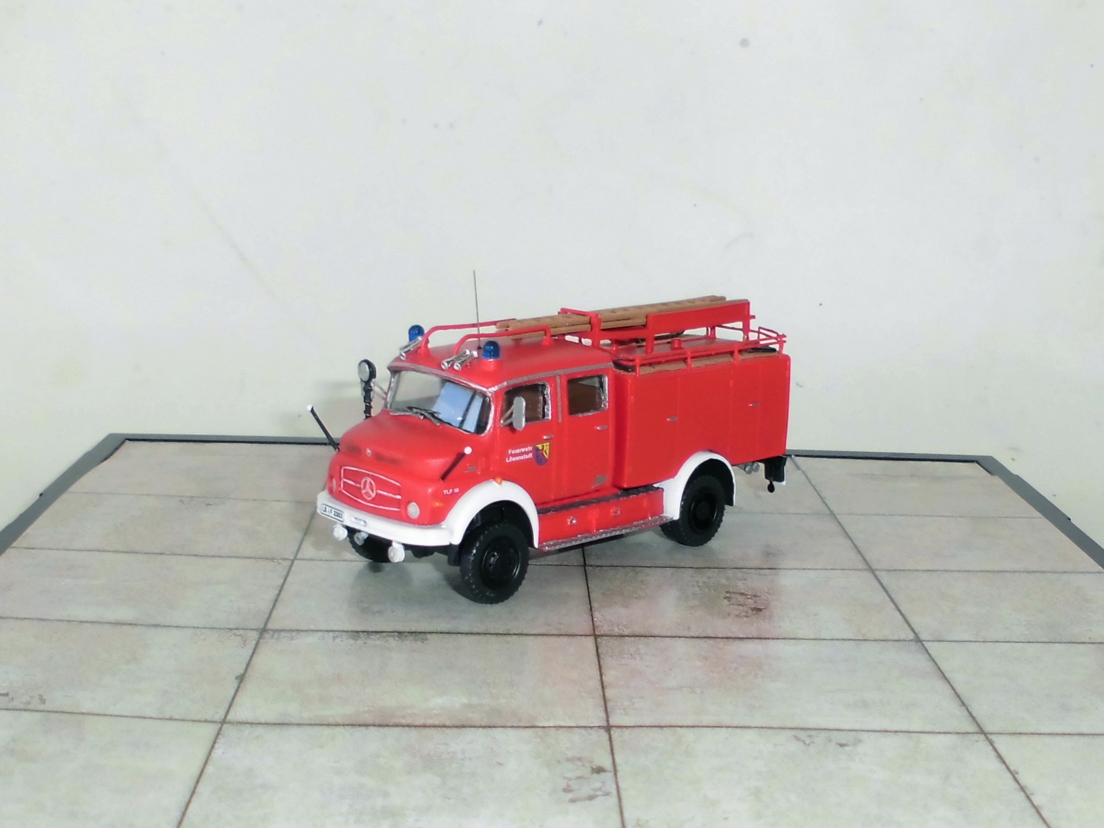TLF 16, LAF 322, vl