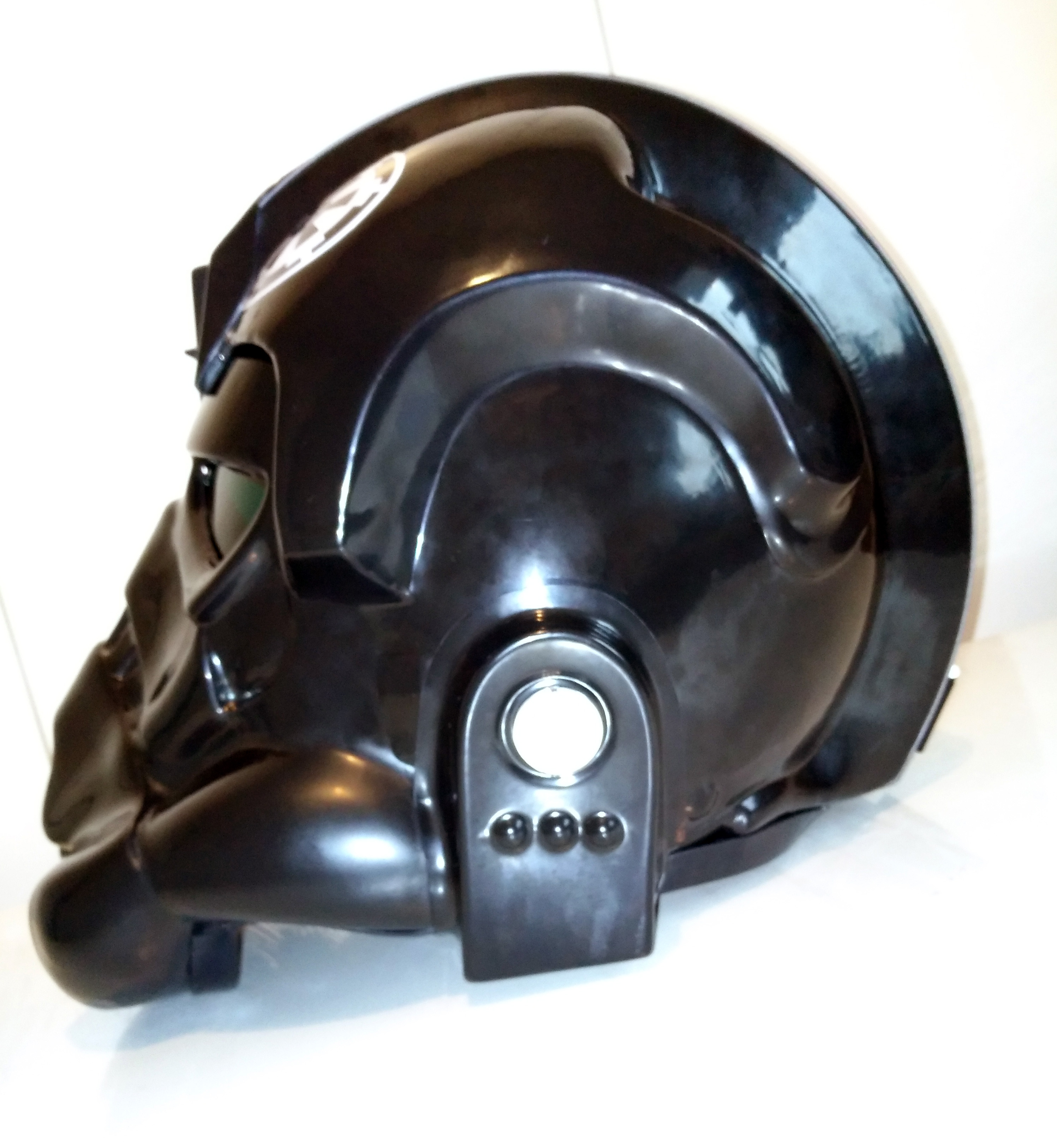 Helm left